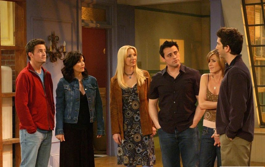 Кадр из сериала "Друзья". Фото "Юниверсал Пикчерс Рус", kinopoisk.ru