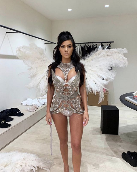 Кортни Кардашьян. Фото скриншот: instagram.com/kourtneykardash/