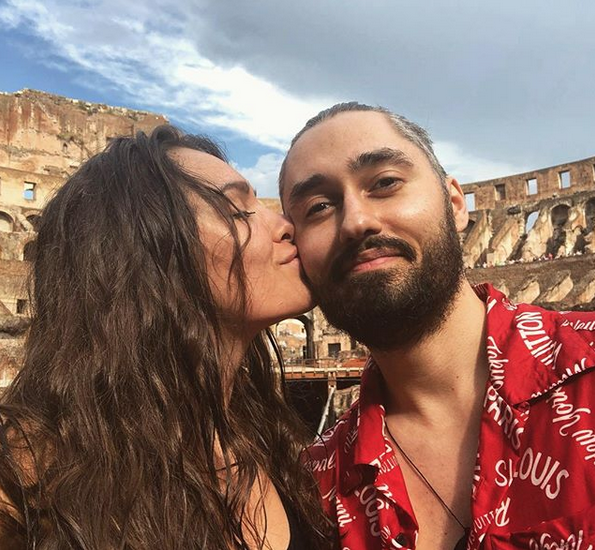 Рэп-исполнитель Мот с семьёй. Фото Скриншот instagram.com/mmott23/