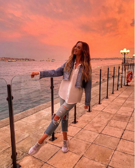 Певица и телеведущая Ольга Бузова. Фото www.instagram.com/buzova86