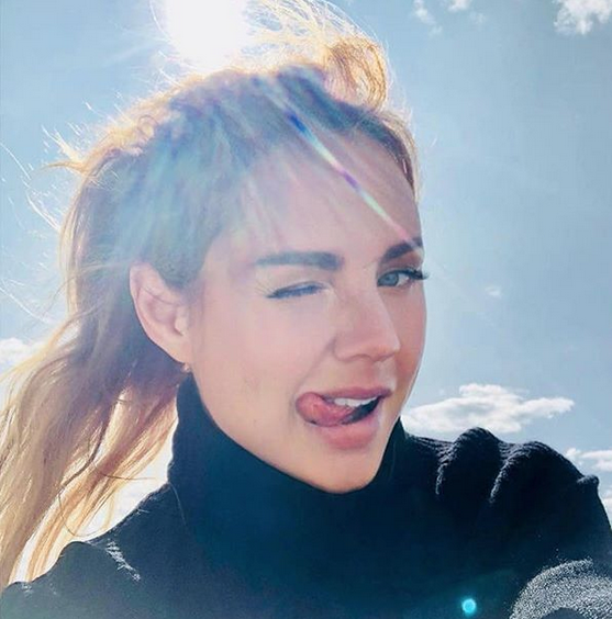 Российская певица МакSим. Фото скриншот: instagram.com/maksimartist/