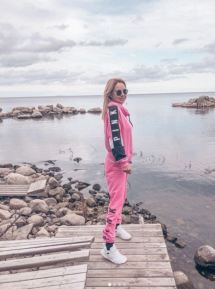 Российская певица МакSим. Фото скриншот: instagram.com/maksimartist/