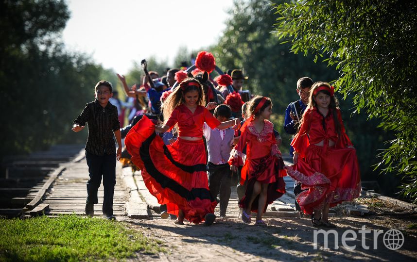 История любви цыганки Рады и аспиранта Максима снималась в маленькой живописной деревушке под Черниговом. Фото предоставлено пресс-службой телеканала , "Metro"