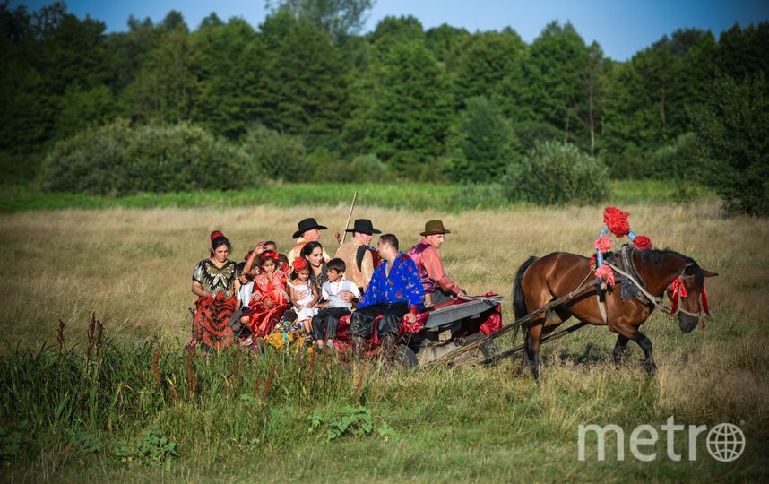 История любви цыганки Рады и аспиранта Максима снималась в маленькой живописной деревушке под Черниговом. Фото предоставлено пресс-службой телеканала , "Metro"