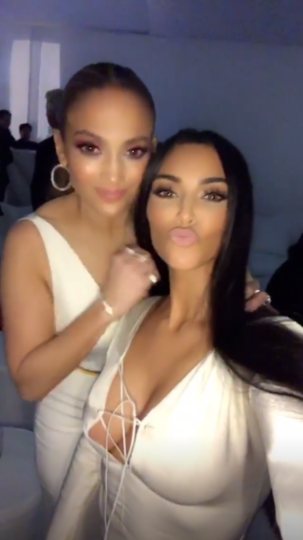 Дженнифер Лопес и Ким Кардашьян. Фото Скриншот https://www.instagram.com/kimkardashian/