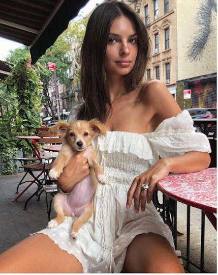 Супермодель и актриса Эмили Ратаковски. Фото www.instagram.com/emrata