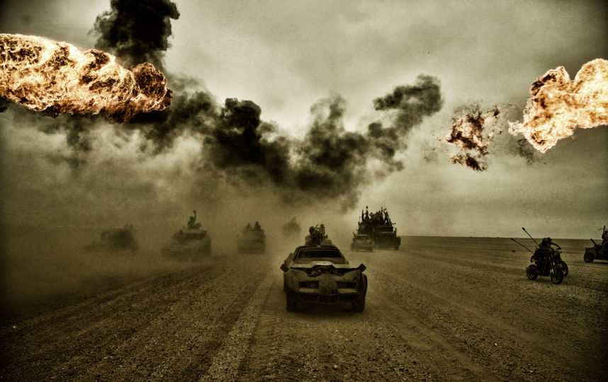 Кадр из фильма "Безумный Макс: Дорога ярости". Фото Каро-Премьер, kinopoisk.ru