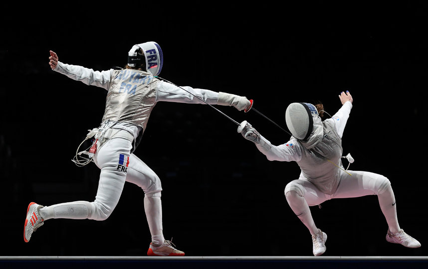 Марта делает выпад против Астрид, которую разгромила в финале. Фото Getty