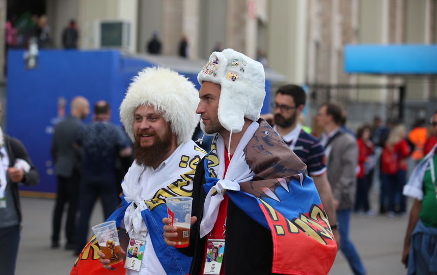 Болельщики первого матча ЧМ–2018 Россия – Саудовская Аравия. Фото Василий Кузьмичёнок