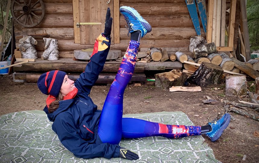 Упражнение на пресс. Фото предоставлено Анастасией Нифонтовой.