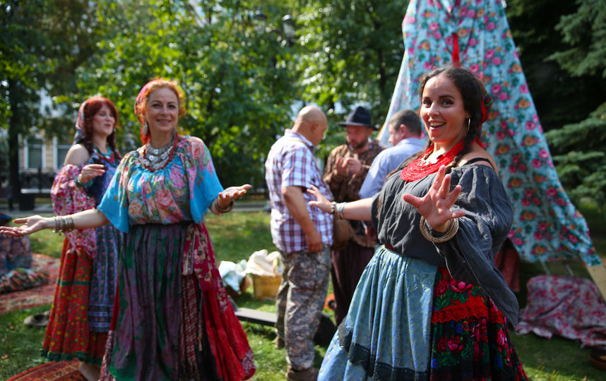 В Москве стартовал фестиваль "Времена и эпохи". Фото Василий Кузьмичёнок