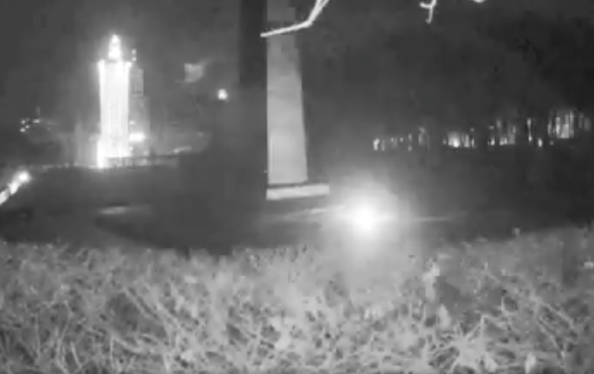 Без прошлого нет будущего: "Киевгаз" опубликовал видео тушения Вечного огня в Киеве цементом
