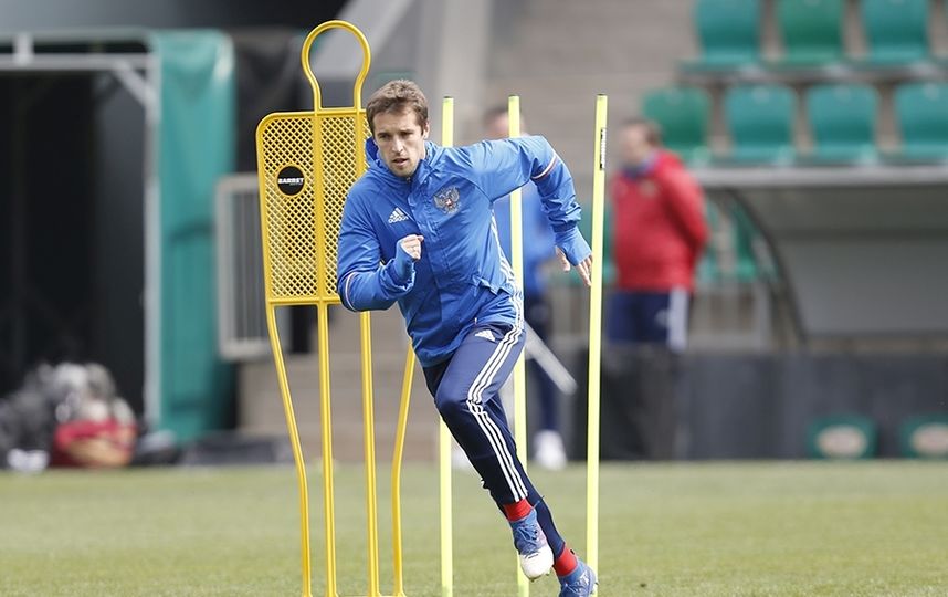 Тренировка сборной России по футболу. Фото www.rfs.ru