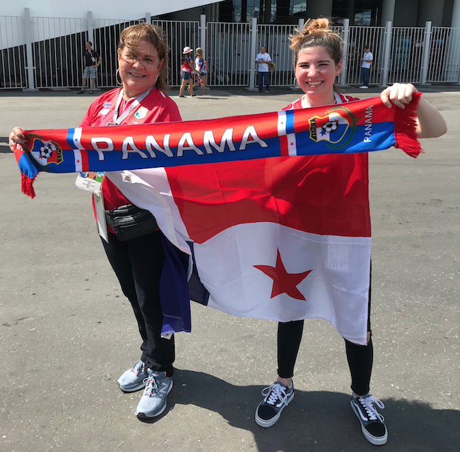 Панамская семья выиграла поездку на чемпионат мира в лотерею