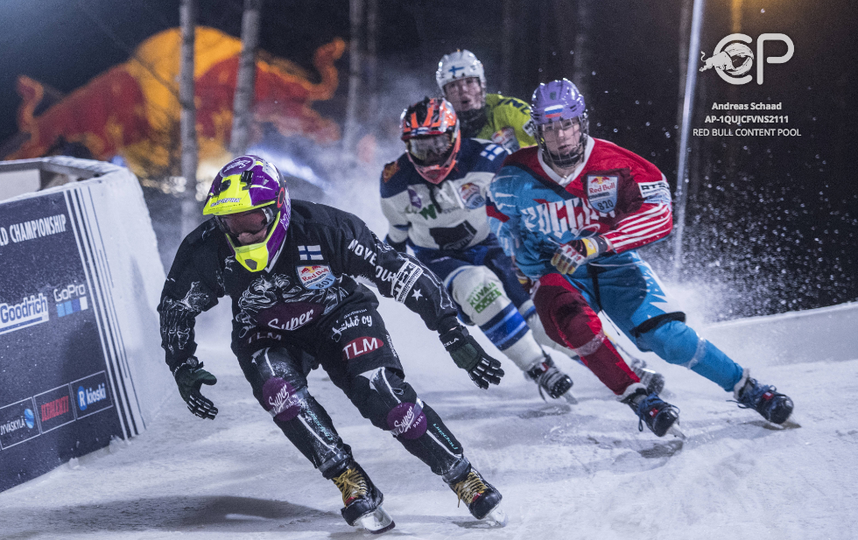 Российский райдер стал триумфатором Red Bull Crashed Ice в Финляндии