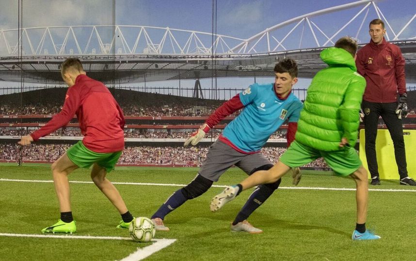 Дети-сироты в академии "Аренала". Фото Дарья Конурбаева