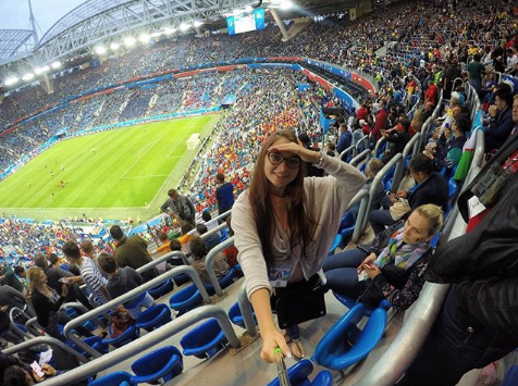 Болельщица матча Франция – Бельгия. Фото Instagram/matsukaaa_