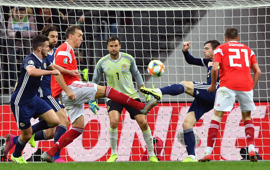 Дзюба оформил дубль. Фото AFP