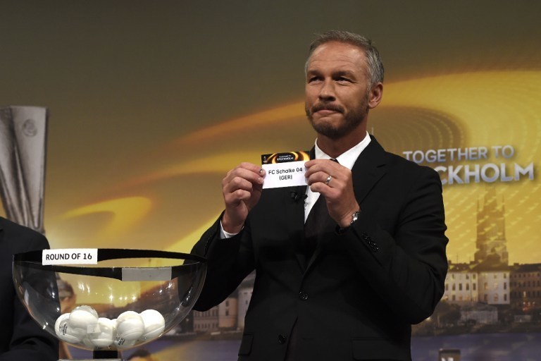 Жеребьёвка 1/8 финала Лиги Европы. Фото AFP