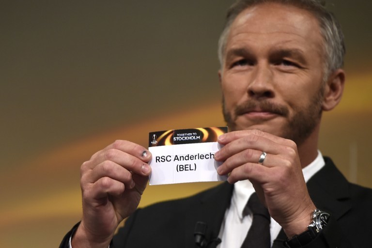 Жеребьёвка 1/8 финала Лиги Европы. Фото AFP