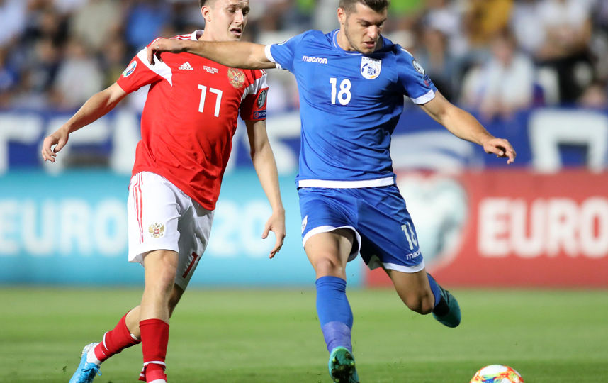 Сборная России одержала победу со счётом 5:0. Фото AFP