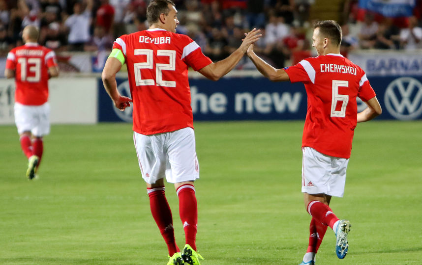 Сборная России одержала победу со счётом 5:0. Фото AFP