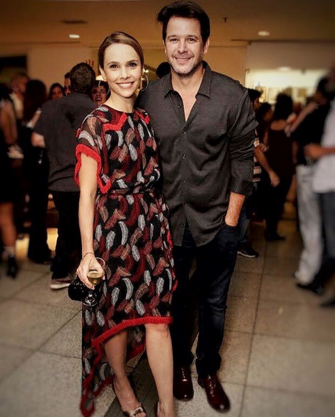 Мурилу Бенисиу (Лукас) и Дебора Фаллабела (Мэл). Фото скриншот: instagram.com/murilobeniciooficial/