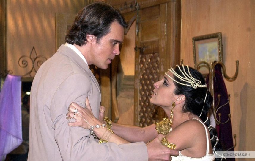 Кадр из сериала "Клон". Фото kinopoisk.ru