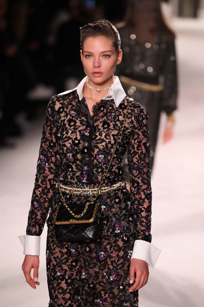 Chanel Metiers d’Art 2019-2020. Фото Getty