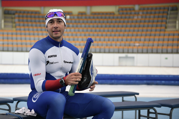 Конькобежец Сергей Грязцов. Фото РИА Новости