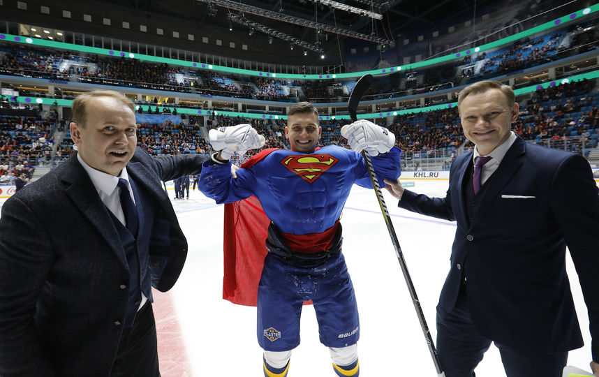 Мастер-шоу на Неделе звёзд хоккея в Астане. Фото photo.khl.ru, Юрий Кузьмин/Андрей Голованов