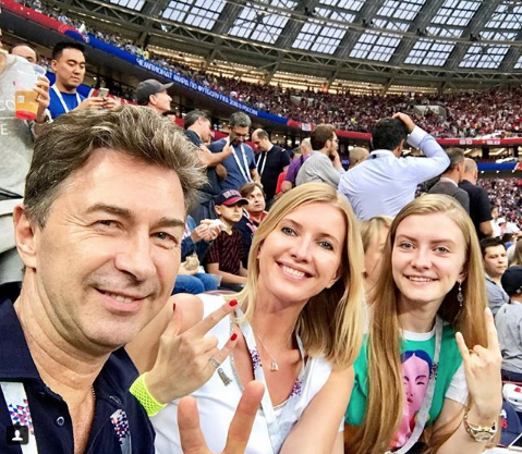 Валерий Сюткин с семьёй. Фото Instagram/syutkin_valeriy