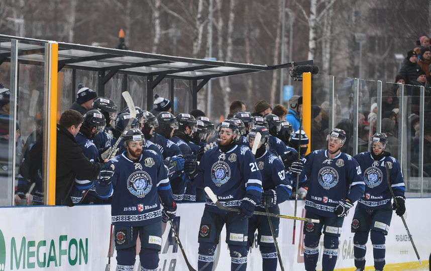 Хоккеисты ХК "Динамо Минск". Фото photo.khl.ru, Кошкаров Роман