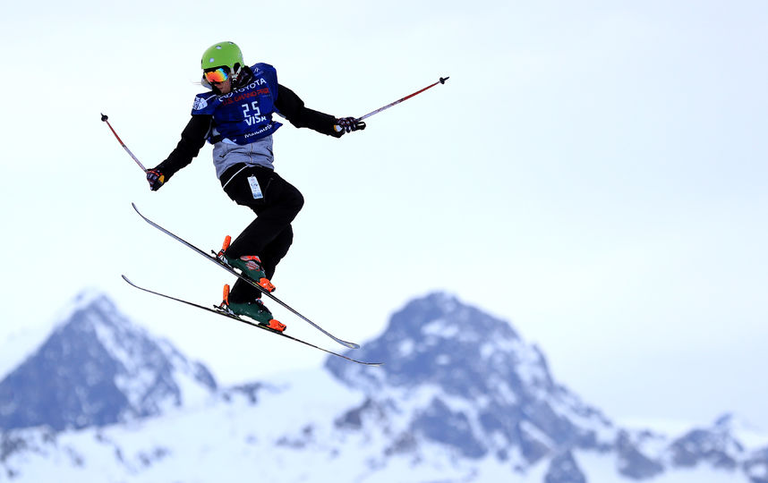 Настя исполняет трюк. Фото Getty