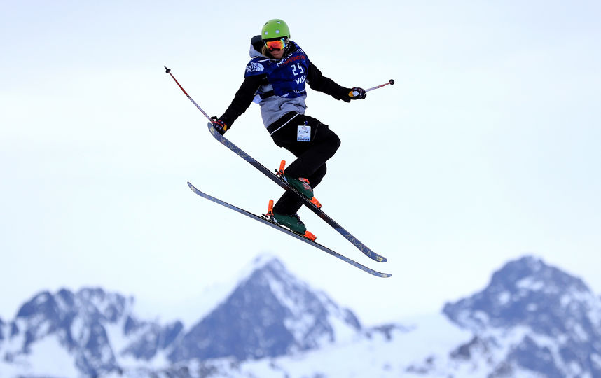 Настя исполняет трюк. Фото Getty