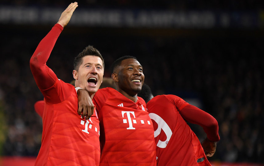 Левандовски (слева) – лучший бомбардир турнира в этом сезоне. Фото Getty