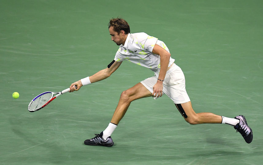 Медведев против Димитрова. Фото Getty