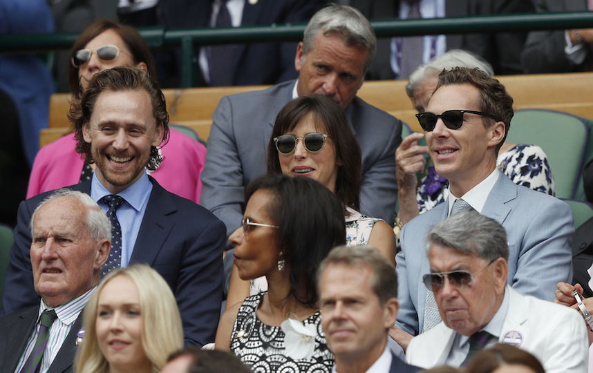 Бенедикт Камбэрбэтч и Том Хиддлстон. Фото AFP