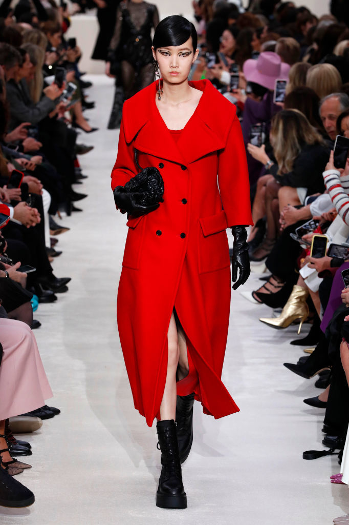 Показ Valentino в Париже. Фото Getty