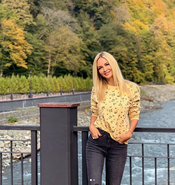 Виктория Лопырёва. Фото скриншот: instagram.com/lopyrevavika/