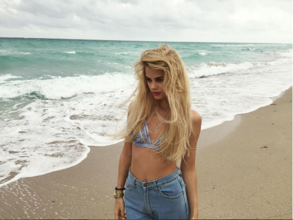 instagram.com/alenaakrasnova/?hl=ru.