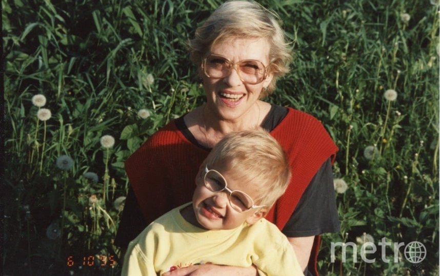 Детская фотография Никиты Владимирова с Алисой Фрейндлих. Фото предоставлено Никитой Владимировым, "Metro"