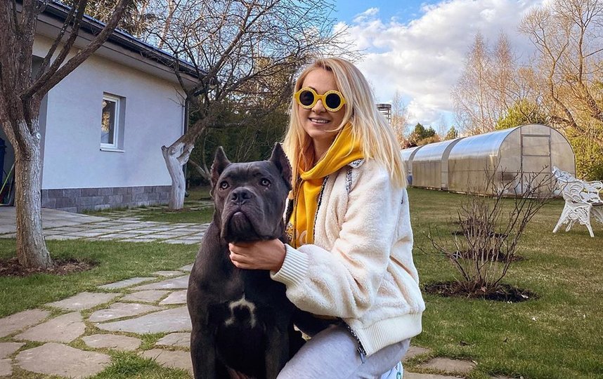 Яна Рудковская. Фото instagram.com/rudkovskayaofficial.