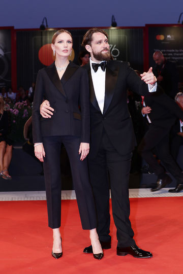 Актриса Мария Фомина и бизнесмен Алексей Киселев на премьере фильма "О бесконечности". Фото Getty