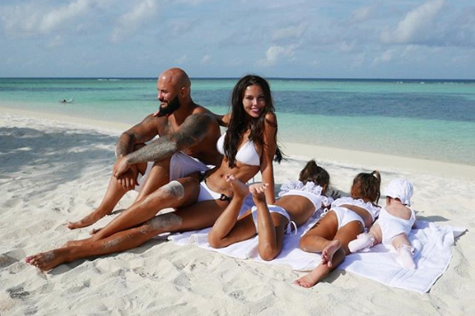 Рэпер Джиган с семьёй. Фото www.instagram.com/iamgeegun