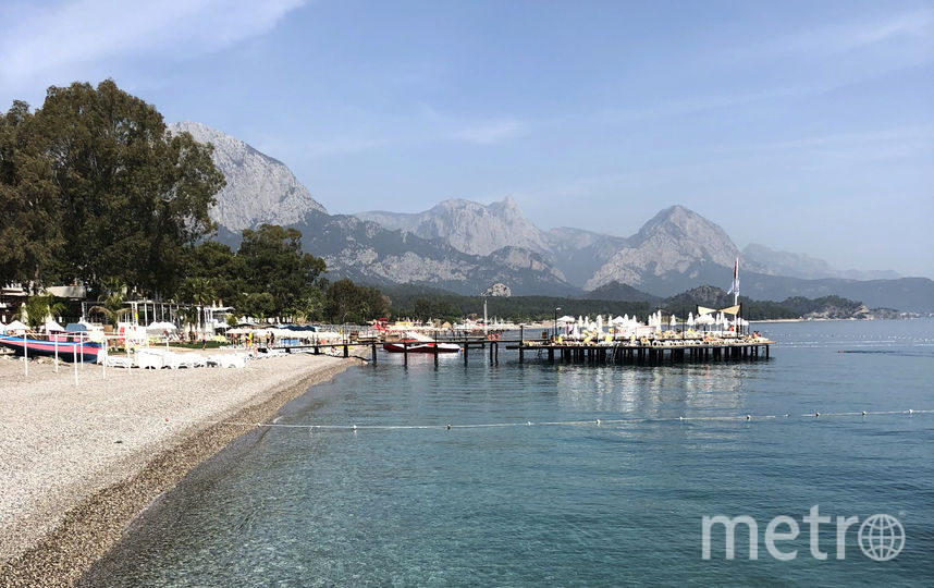 Вид на горы с пляжа отеля в Кемере. Фото Маргарита Лемешко., "Metro"