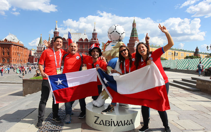 Чилийские болельщики прогулялись с Metro и сравнили Москву с Сантьяго