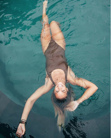 Российская пловчиха Юлия Ефимова. Фото www.instagram.com/pryanya93