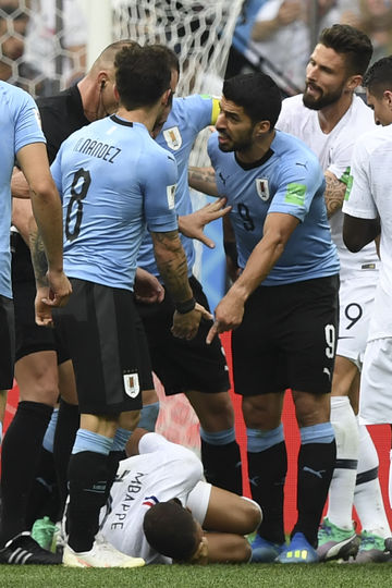 Матч Уругвай - Франция 6 июля 2018 года. Фото AFP