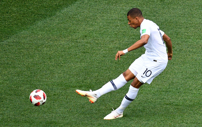 Матч Уругвай - Франция 6 июля 2018 года. Фото AFP